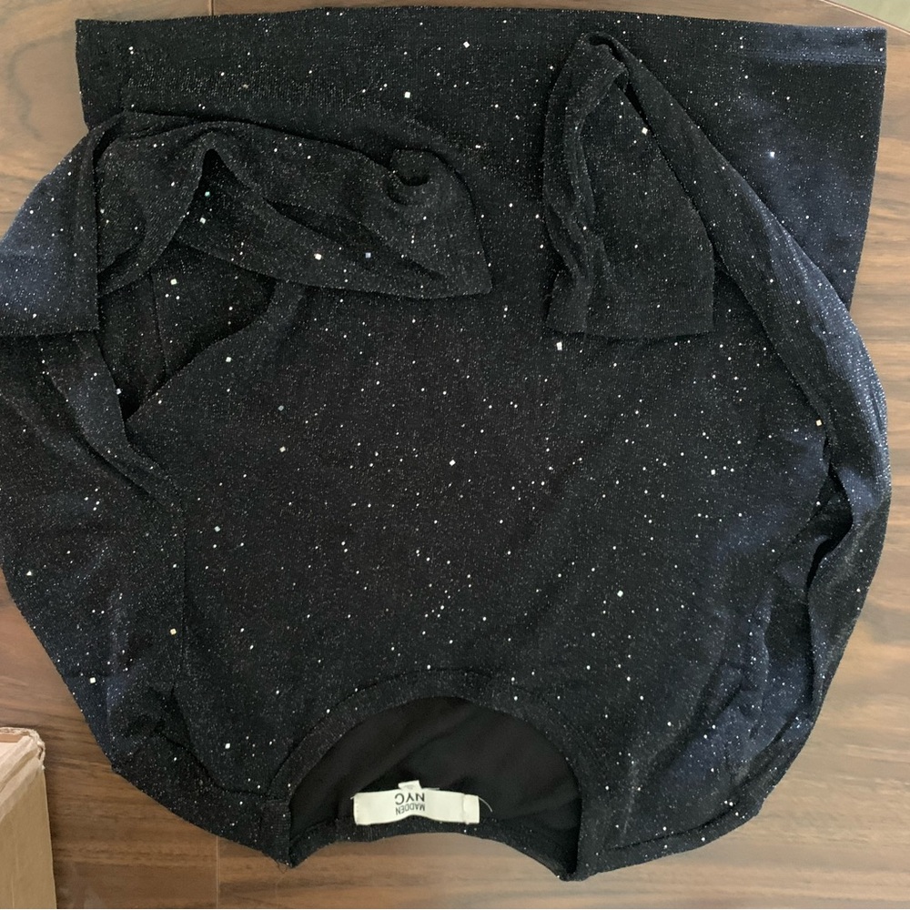Elegant Black Sparkle Long Sleeve Top